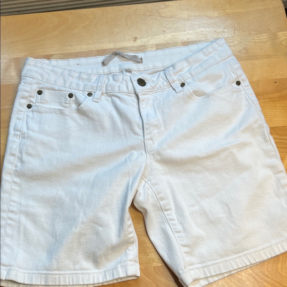 Max Jeans White Women’s Denim Shorts